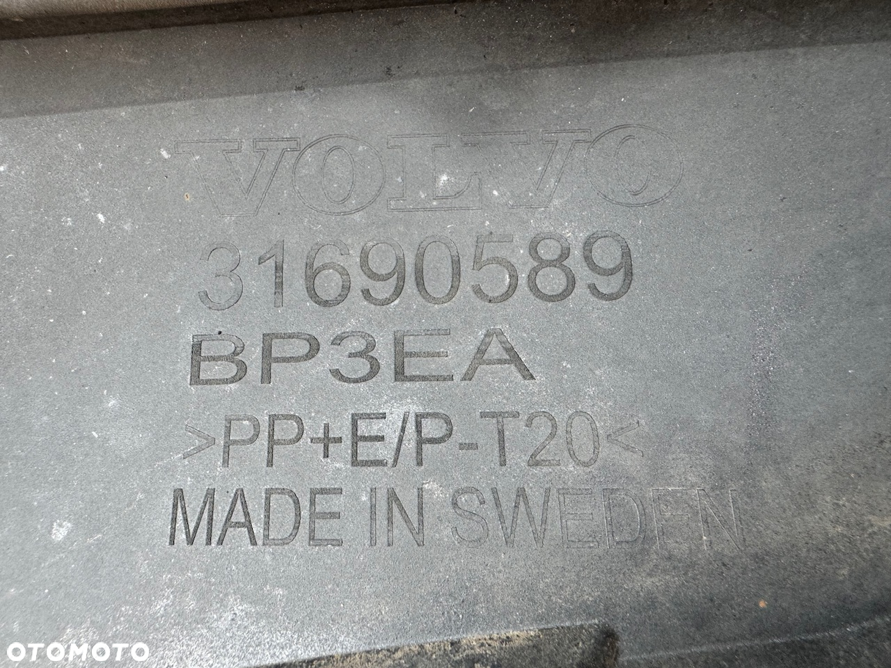 ZDERZAK PRZÓD PRZEDNI VOLVO V60 II 2 S60 III 3 18+ INSCRIPTION SPRYSKI WERSJA BEZ HALOGENÓW GRILL ATRAPA 31690589 ORYGINAŁ - 13