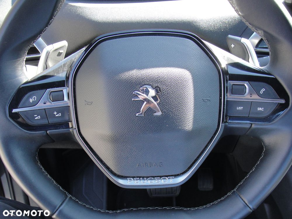 Peugeot 5008 1.2 PureTech Road Trip S&S EAT8 - 13