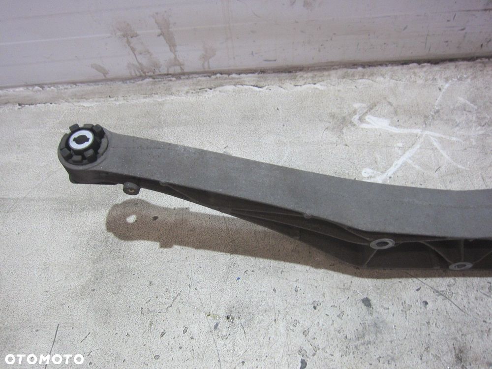 BMW X1 F48 BELKA WZMOCNIENIE TYLNEJ OSI TYŁ 6858474 4X4 XDRIVE 33366858474 - 6