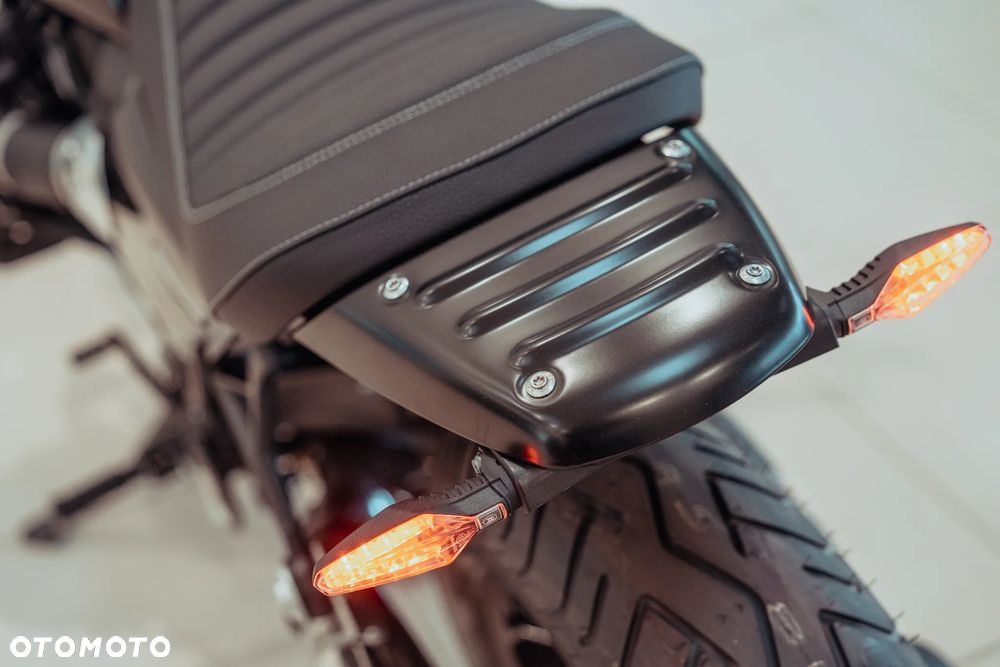 BMW R - 21