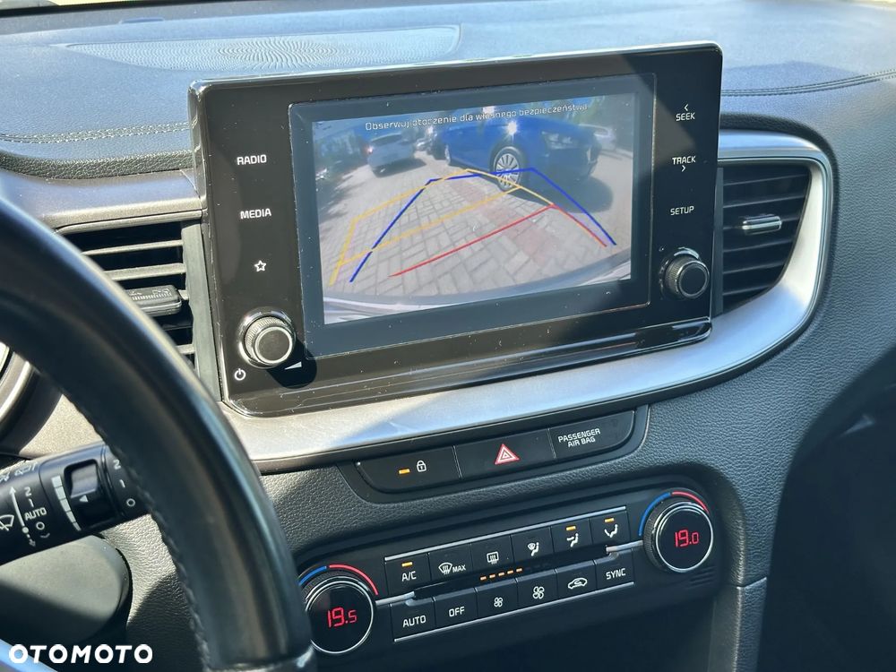 Kia Ceed 1.0 T-GDI M - 28