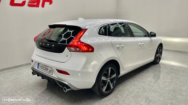 Volvo V40 2.0 D2 R-Design - 52