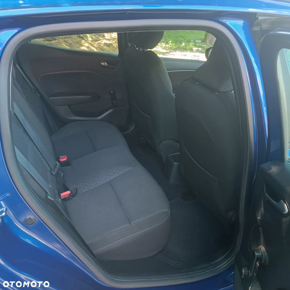 Renault Clio - 19