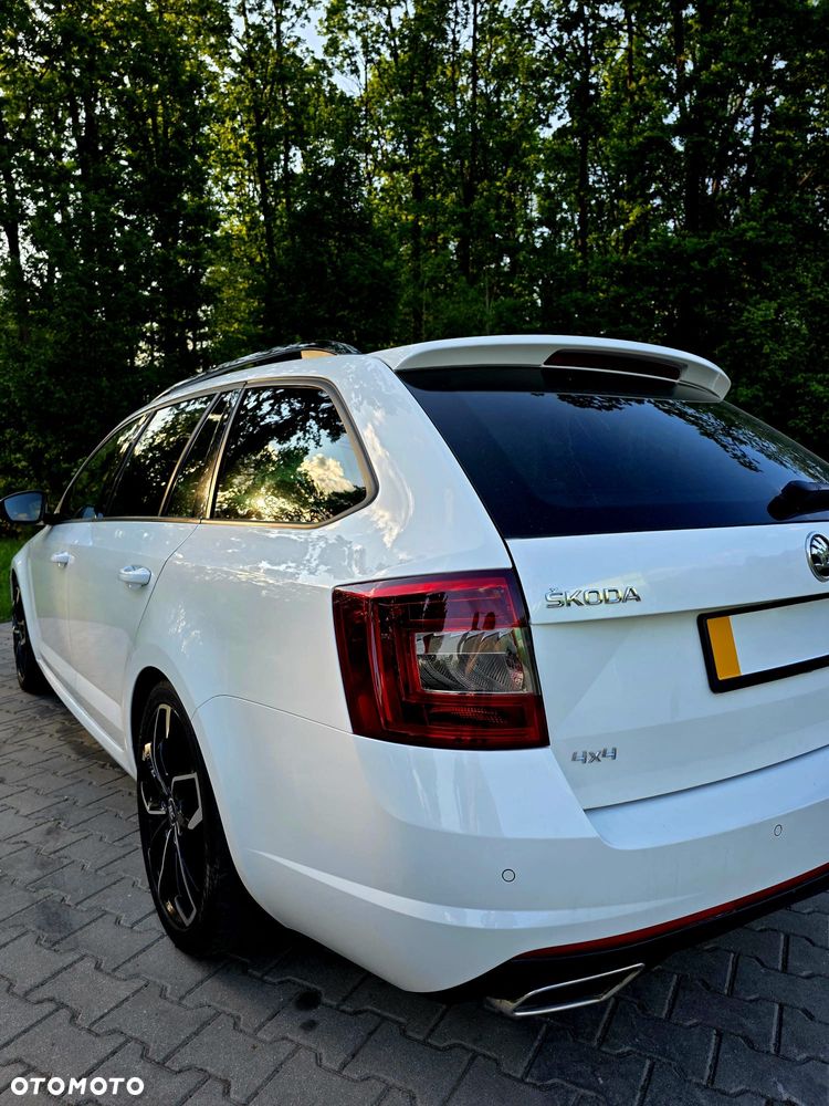 Skoda Octavia 2.0 TDI RS Challenge DSG - 16