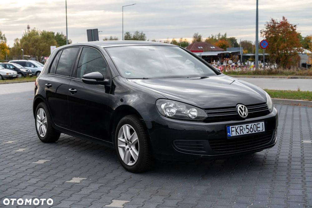 Volkswagen Golf 2010 photo 5