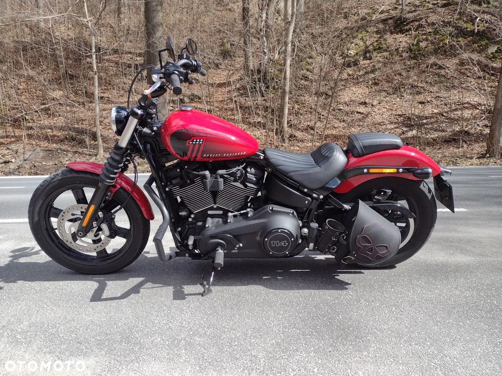 Harley-Davidson Softail Street Bob - 2