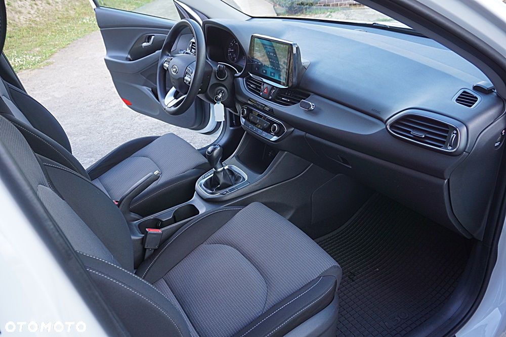 Hyundai i30 - 21