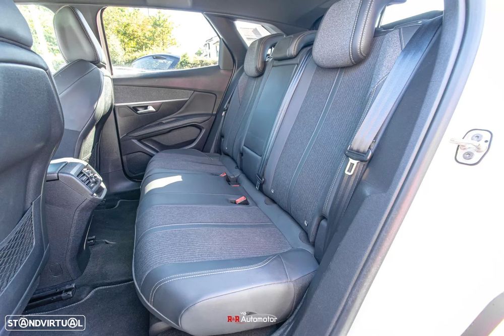 Peugeot 3008 1.5 BlueHDi GT Line EAT8 - 13
