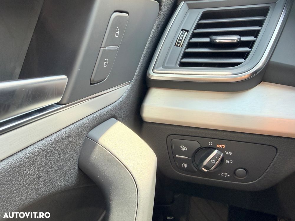 Audi Q5 50 TFSI e quattro S tronic PHEV Basic - 30