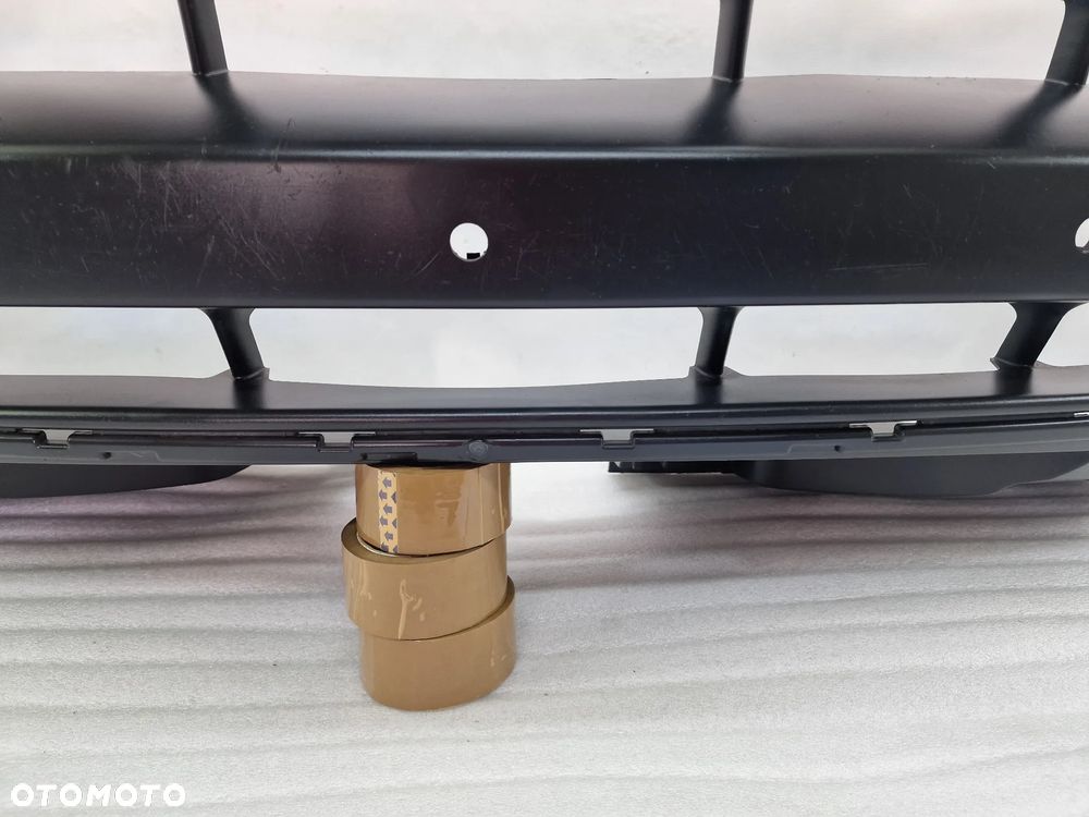 LAND ROVER DISCOVERY V L462 15- SPOJLER / DOKŁADKA ZDERZAKA PRZEDNIEGO PRZÓD , NR HY32-17F775-A , NR AUKCJI DT626 - 9