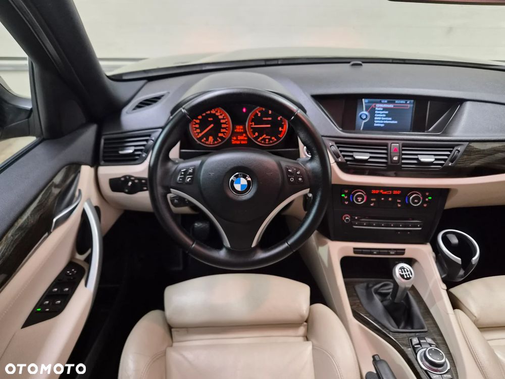 BMW X1 sDrive20d - 18