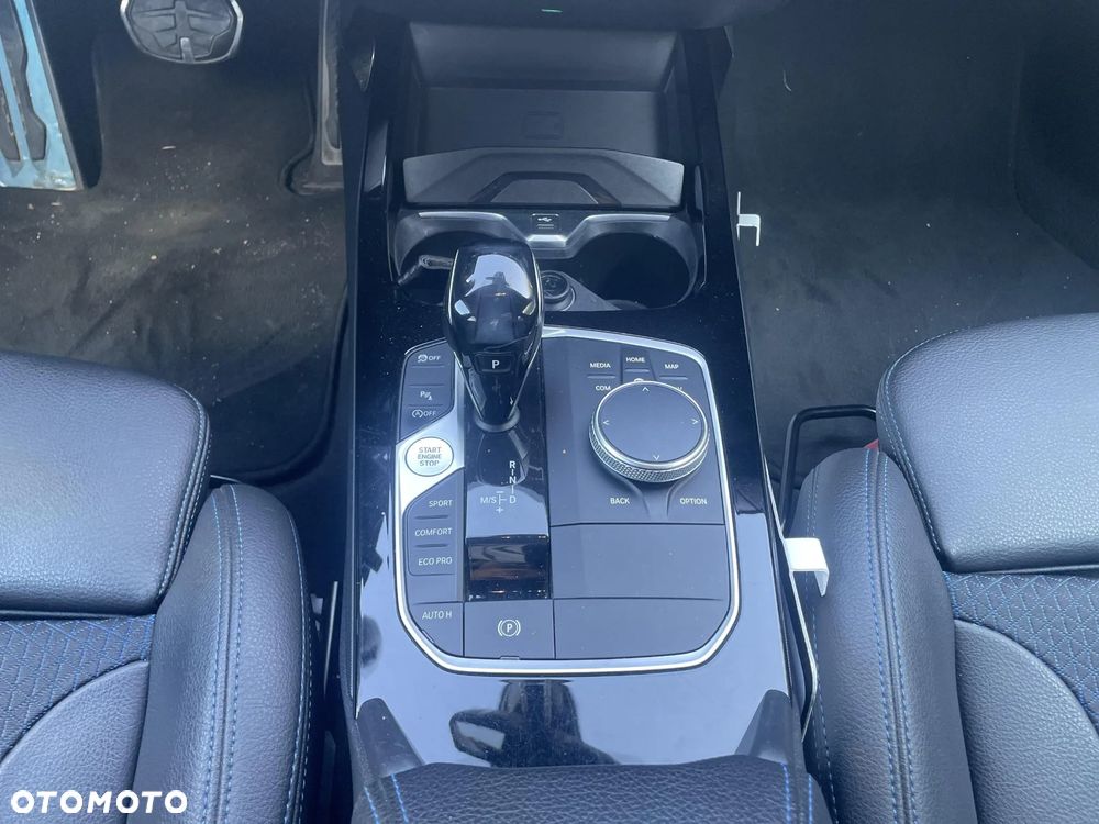 BMW Seria 2 218i M Sport - 10