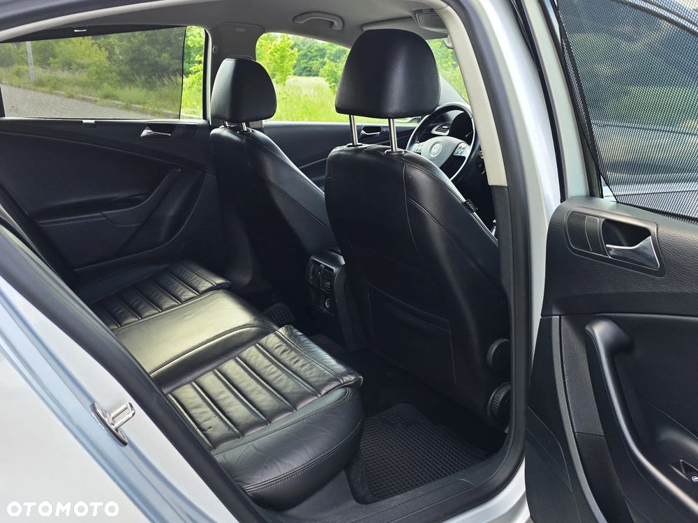 Volkswagen Passat 2.0 TSI Automatik Highline - 25
