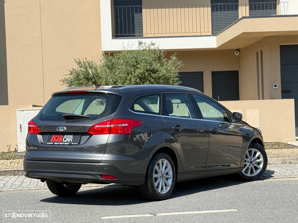 Ford Focus SW 1.5 TDCi Titanium ECOnetic - 9