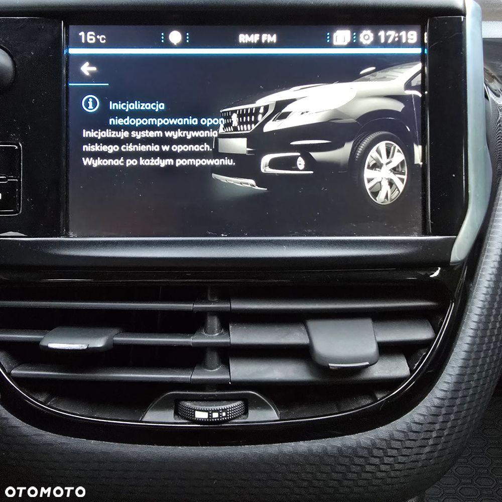 Peugeot 2008 PureTech 110 Stop&Start Crossway - 19