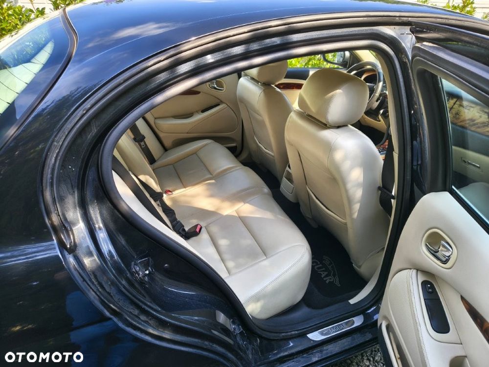 Jaguar S-Type - 5