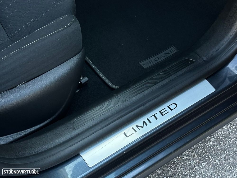 Renault Mégane Sport Tourer 1.3 TCe Limited - 24