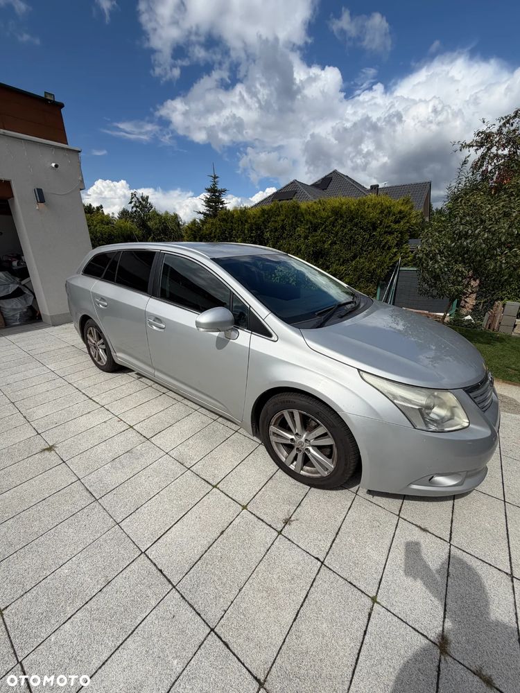 Toyota Avensis 2.0 D-4D Sol plus+NAVI - 2