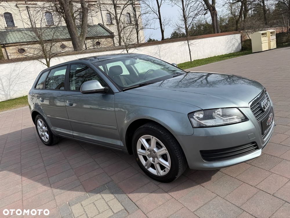 Audi A3 Sportback 1.6 Attraction - 21