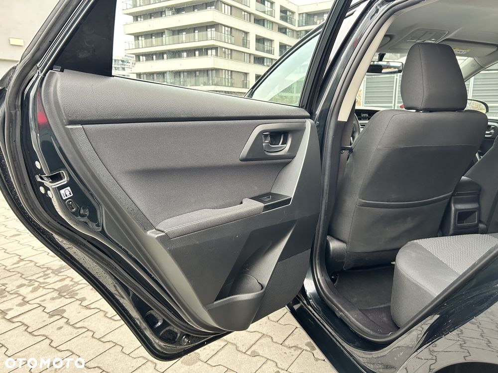 Toyota Auris - 18