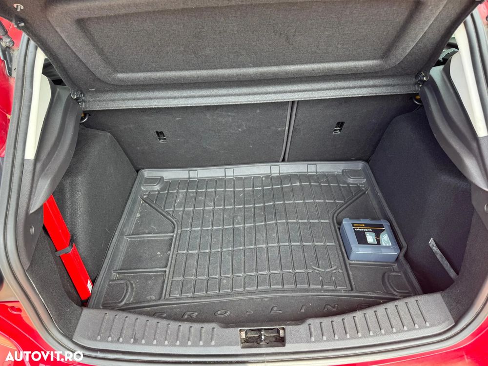 Ford Focus - 7