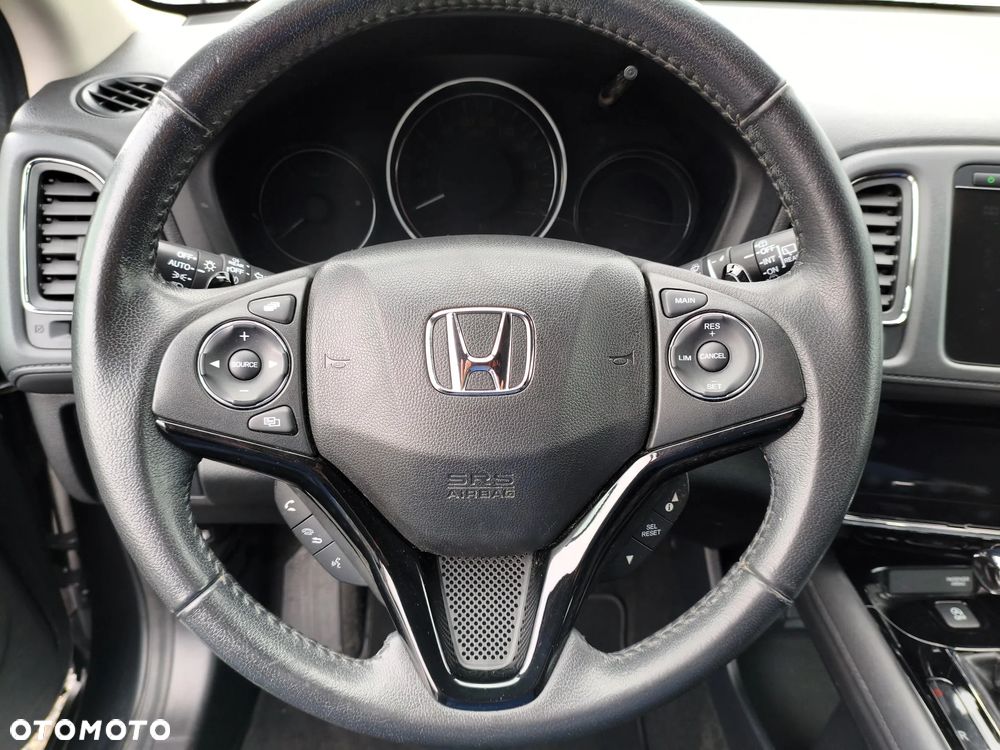 Honda HR-V 1.5 i-VTEC CVT Elegance - 24