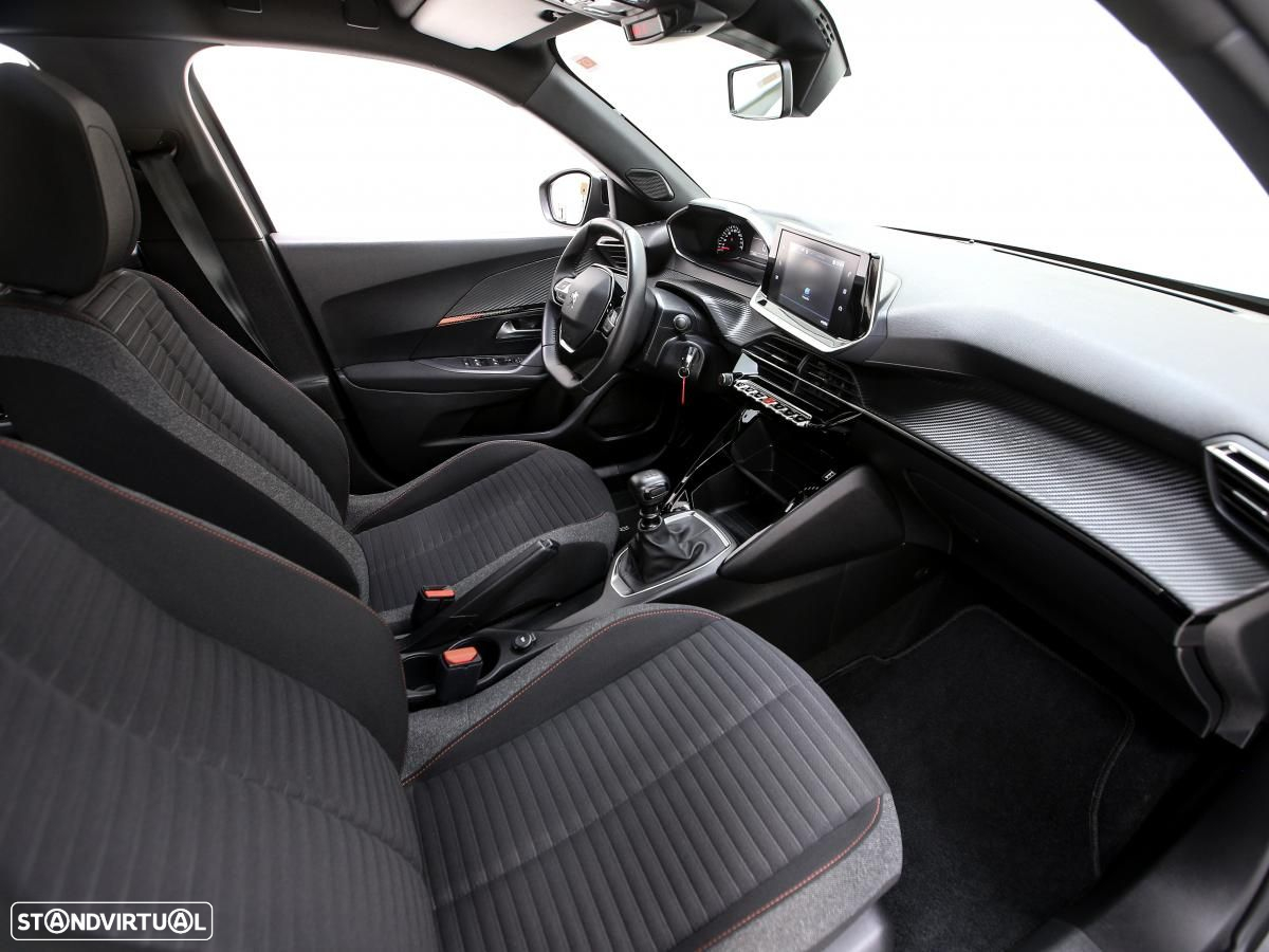 Peugeot 2008 1.2 PureTech Active - 9
