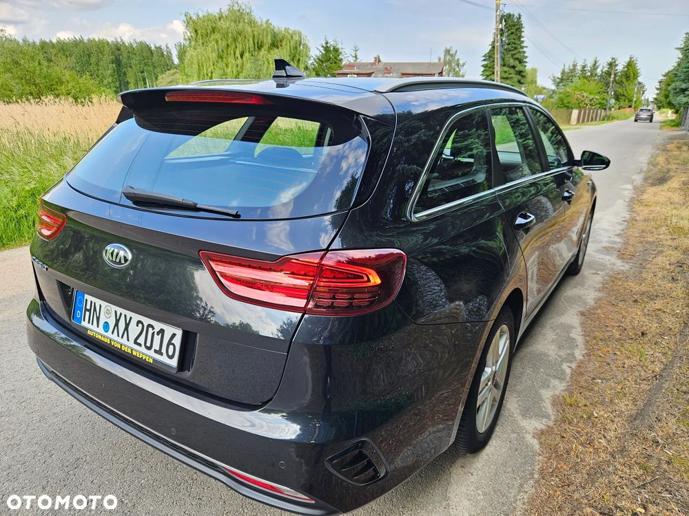 Kia Ceed 1.4 T-GDI OPF Platinum Edition - 9