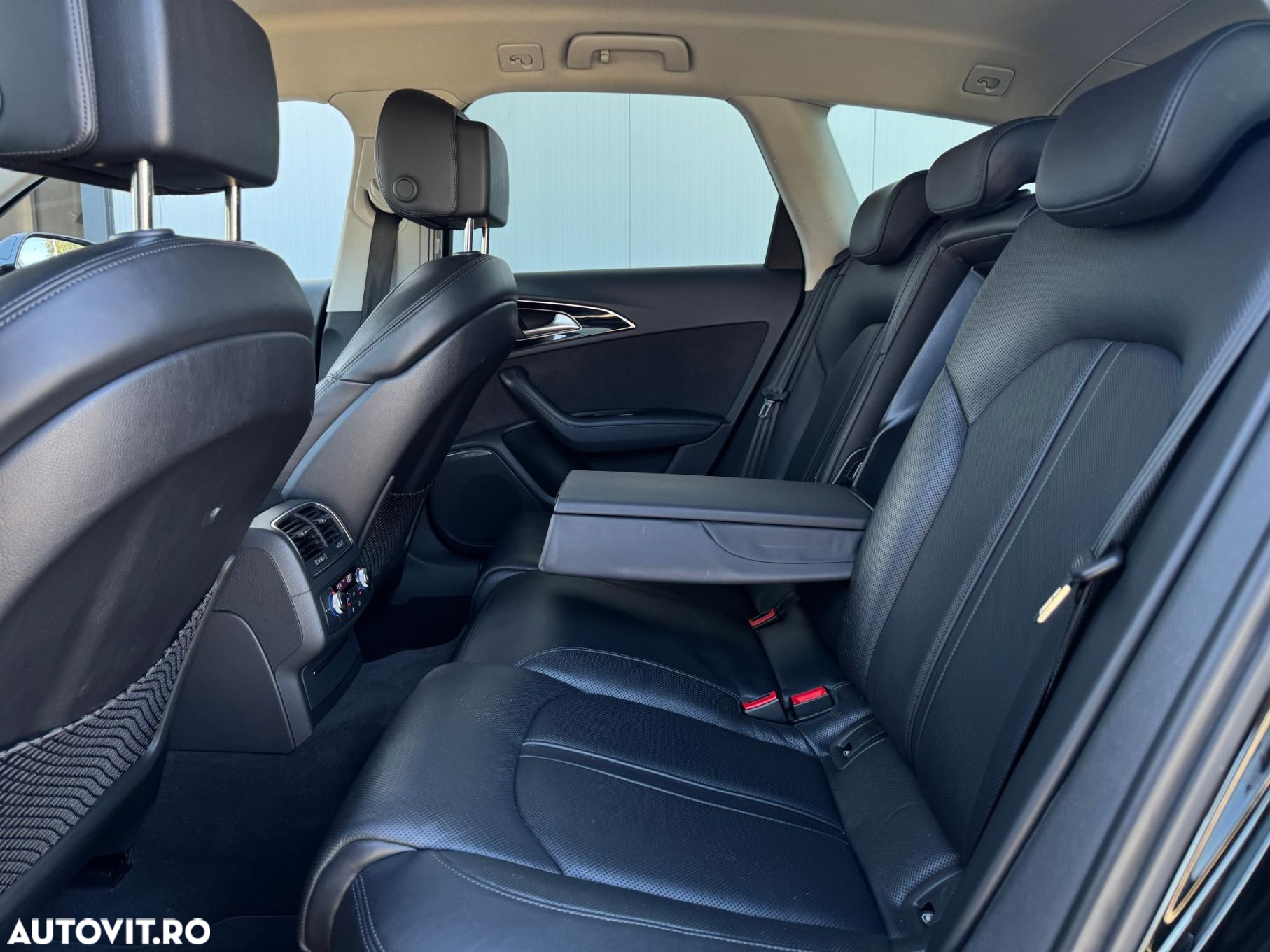 Audi A6 Avant 3.0 TDI quattro S tronic - 30