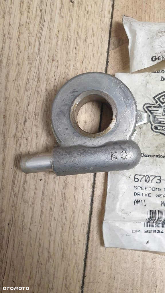 Ślimak napęd licznika Harley Davidson FLH Shovelhead 67073-81 - 3