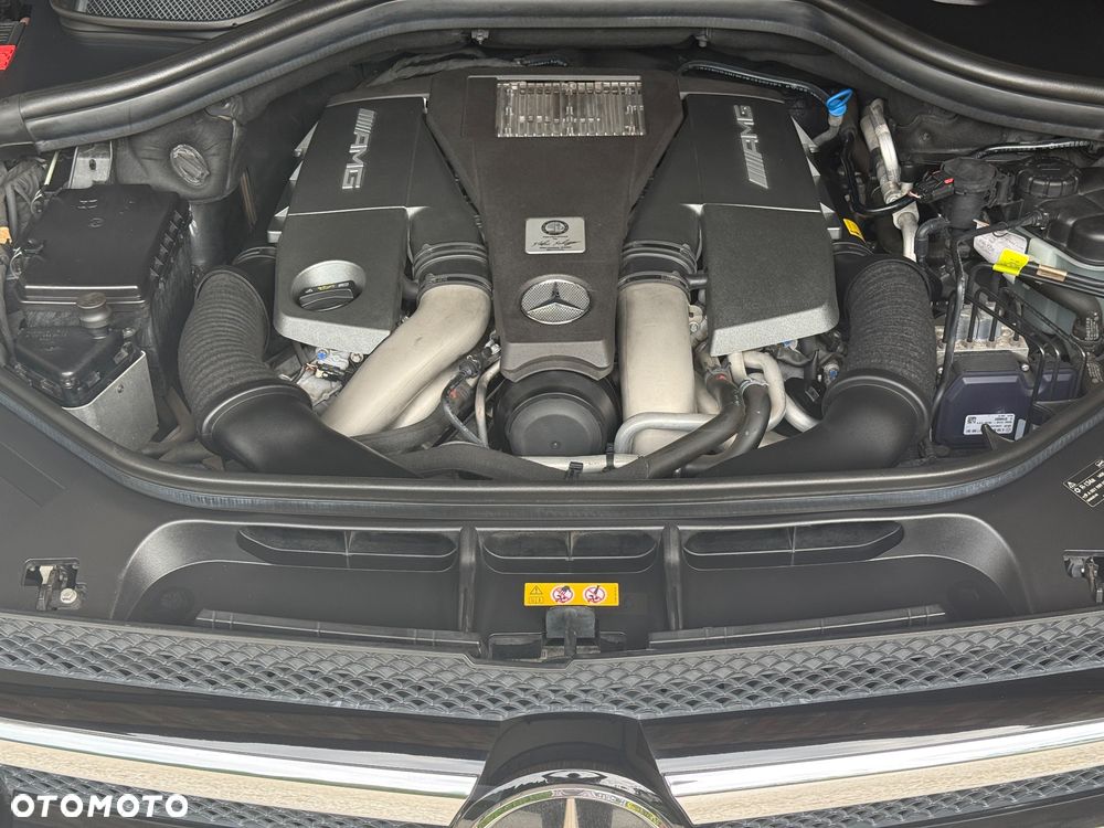 Mercedes-Benz GL - 11