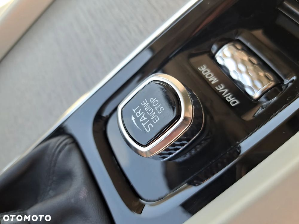 Volvo XC 60 D4 Inscription - 9