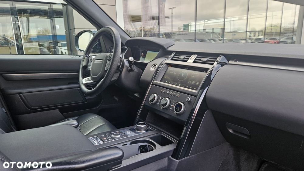 Land Rover Discovery 3.0 Si6 SE - 12