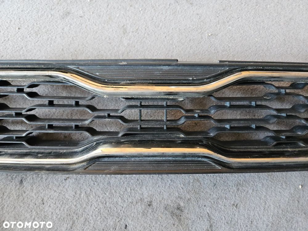 Grill atrapa chrom Kia Soul I Lift 2013r oryginalny 86350-2K500 - 3