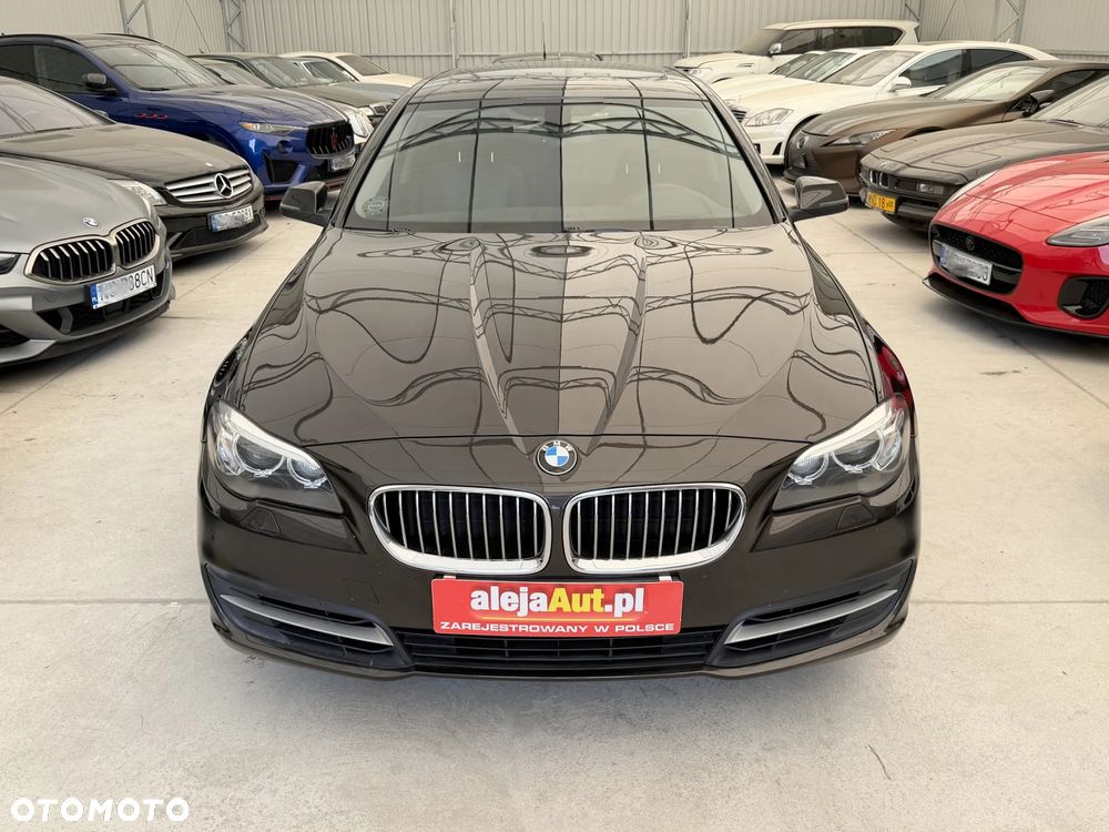 BMW Seria 5 530d xDrive Luxury Line - 11