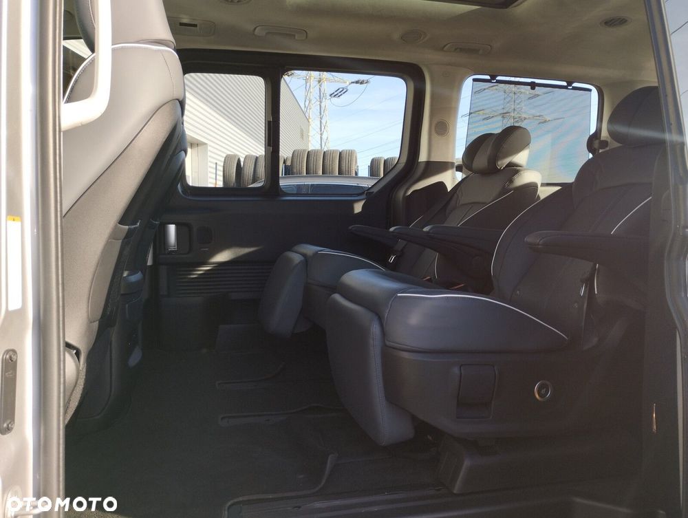 Hyundai Staria 1.6 T-GDI HEV Luxury - 13