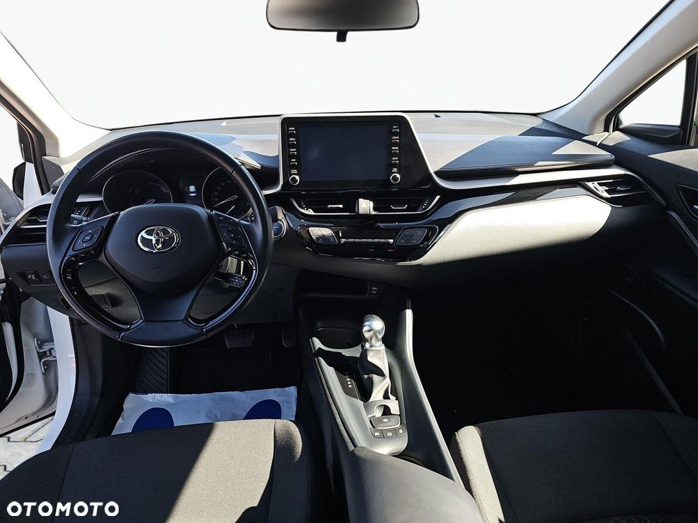Toyota C-HR - 14