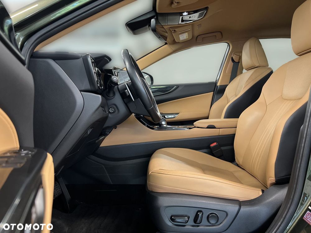 Lexus NX 350h Prestige AWD - 19
