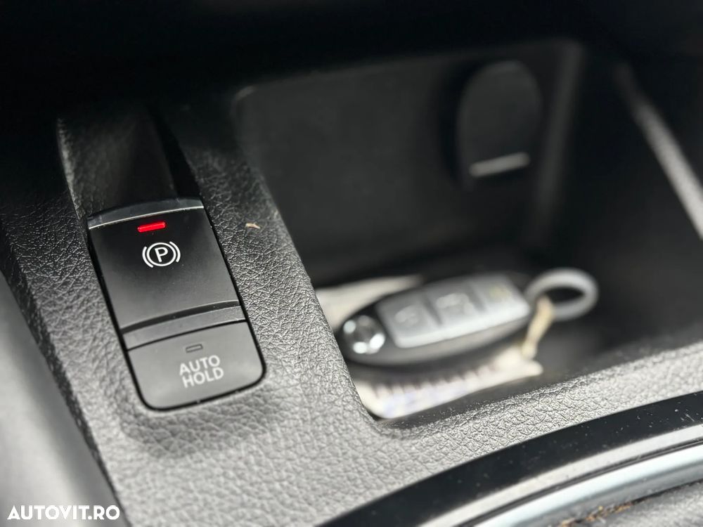 Nissan Qashqai 1.3 DIG-T N-CONNECTA - 30