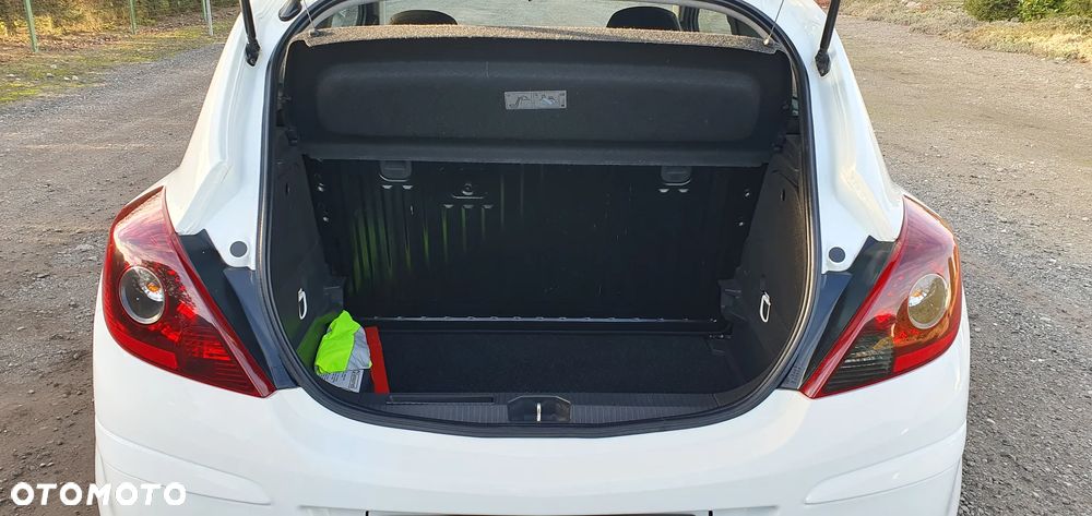 Opel Corsa 1.2 16V Cosmo EasyTronic - 9