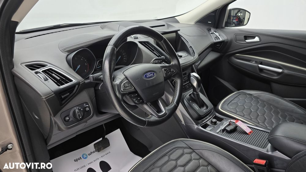 Ford Kuga - 13