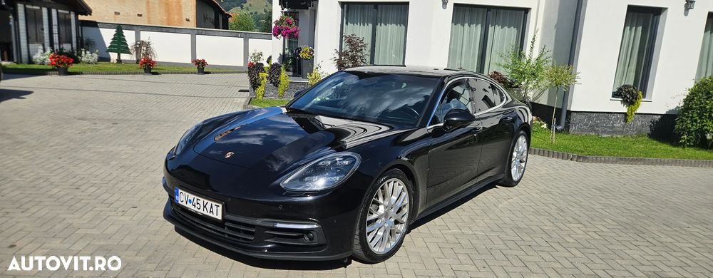 Porsche Panamera 4S - 1