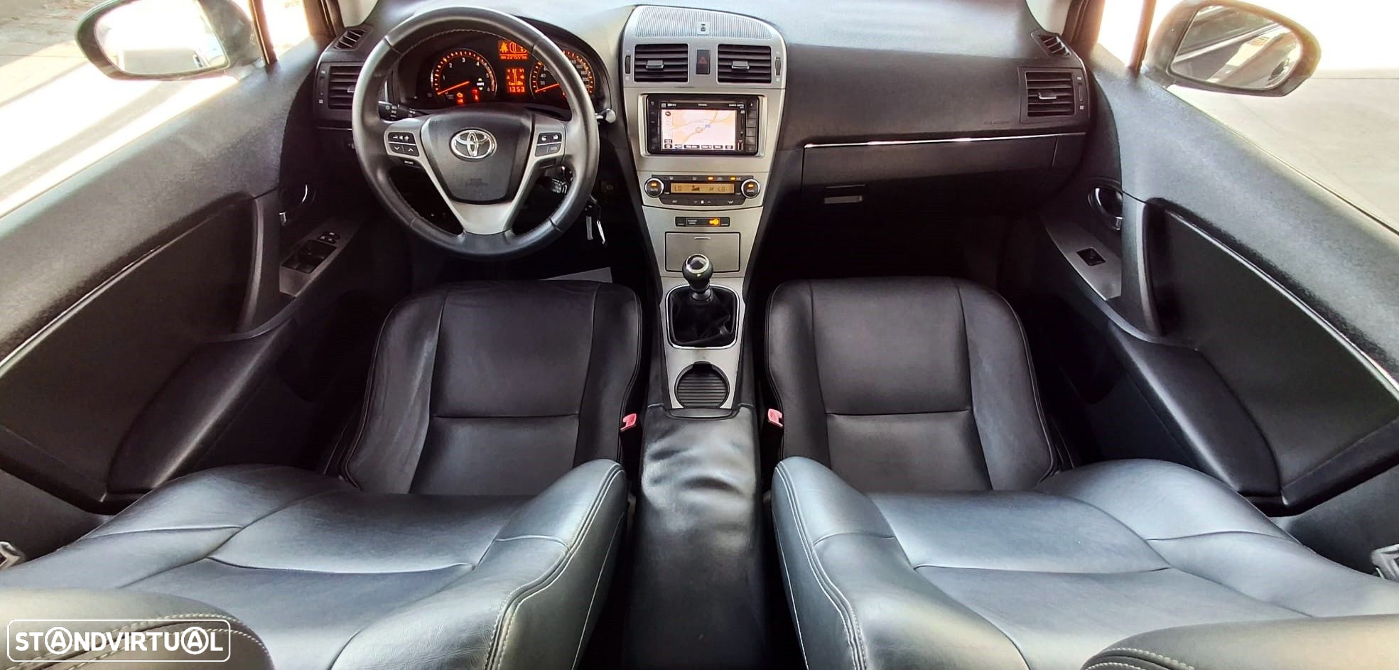Toyota Avensis SW - 10