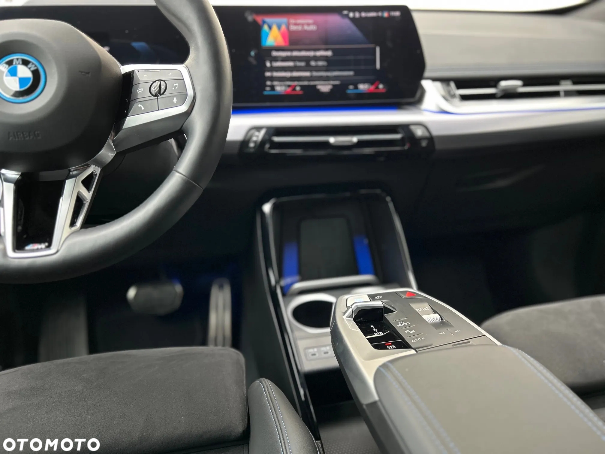 BMW iX1 - 15