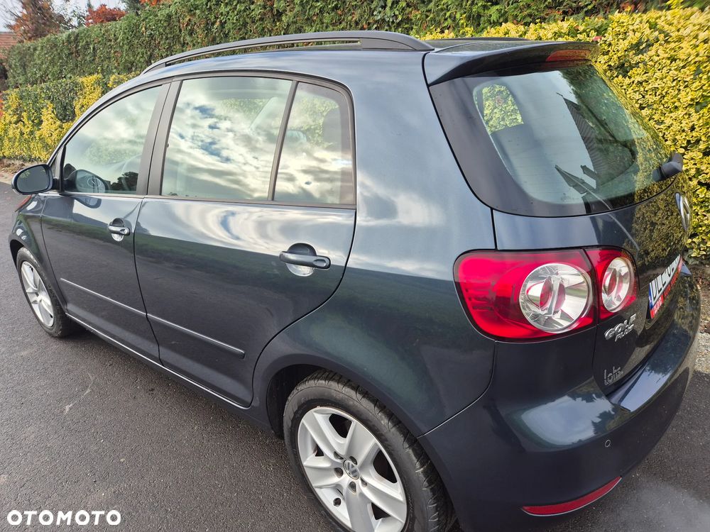 Volkswagen Golf Plus 2.0 TDI DPF Comfortline - 6