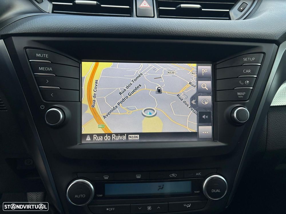 Toyota Avensis SD 2.0 D-4D Exclusive+GPS - 12