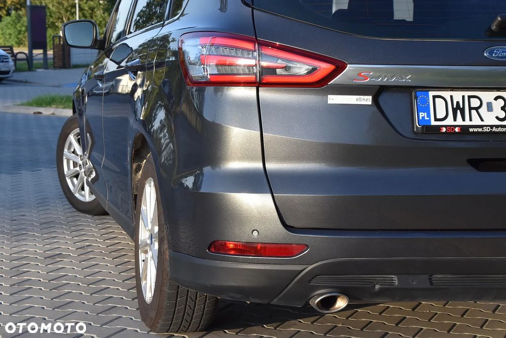Ford S-Max 2.0 TDCi Titanium PowerShift - 11