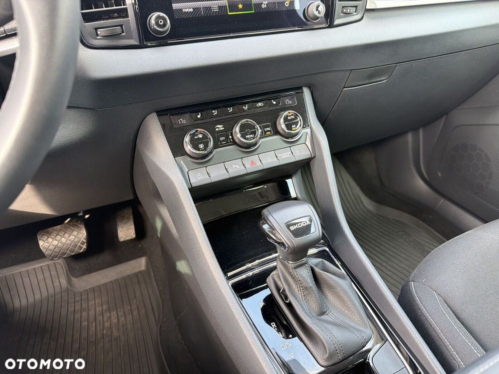 Skoda Karoq 1.5 TSI ACT Selection DSG - 19