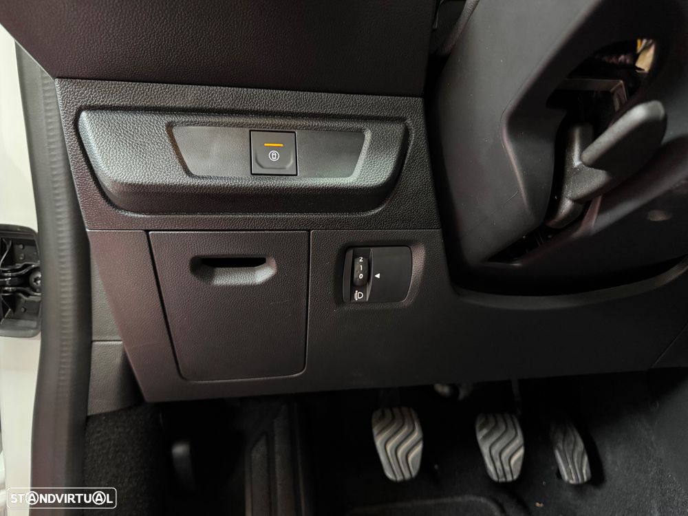 Dacia Sandero 1.0 SCe Essential - 19