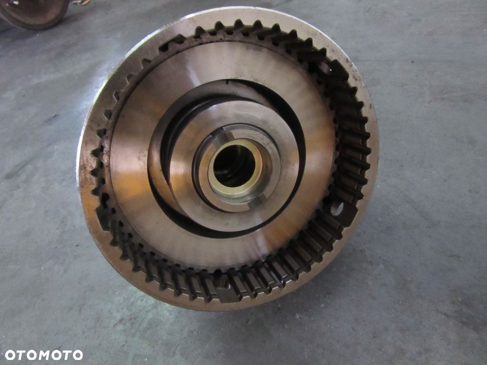 Kosz wał skrzyni WOM 5171667 New Holland TM120 TM130 TM140 TM155 Case MXM120 MXM130 MXM140 MXM155 - 2